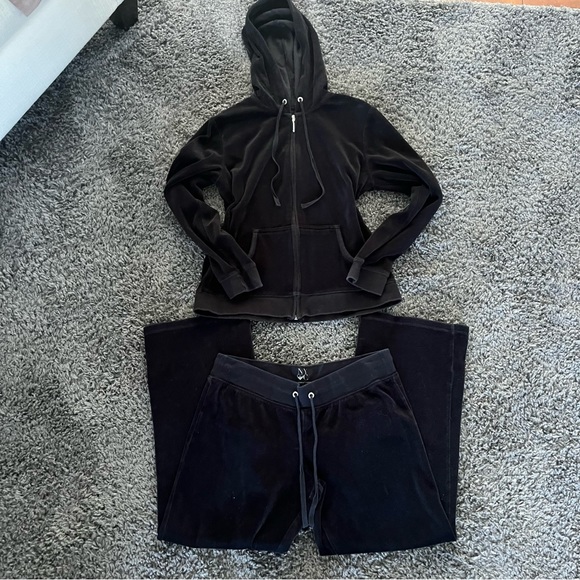 DO NOT BUY // tracksuits! - Picture 5 of 6